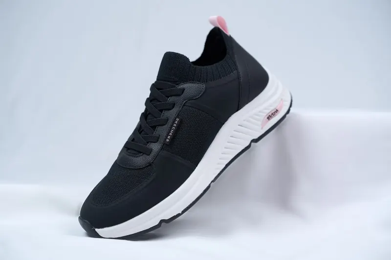 Skechers, image 3 of 6